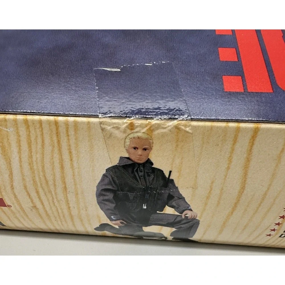 GI JOE CLASSIC COLLECTION GI JANE U.S. ARMY HELICOPTER PILOT FIGURE, 1997, NIB